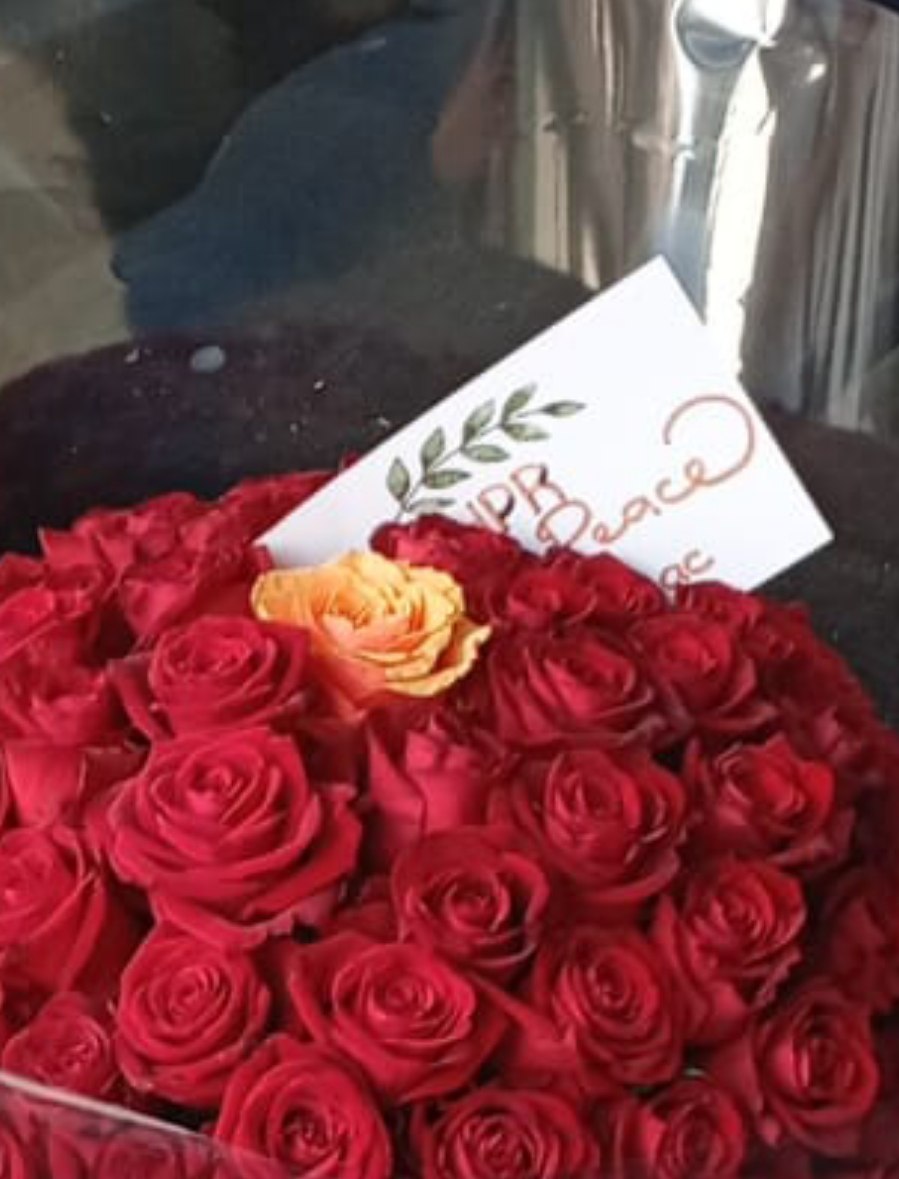 <strong>باقة زهور</strong>