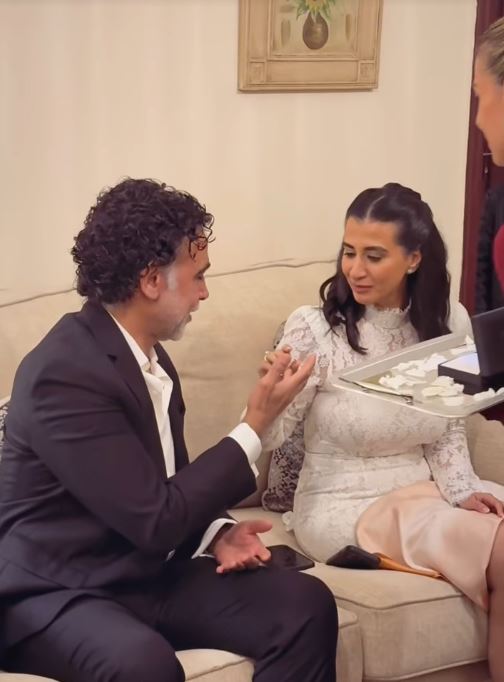 هاني خليفة وخطيبته رنا حسانين