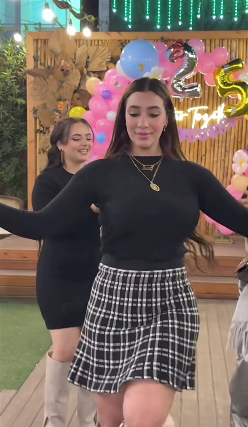 رقص شروق قاسم