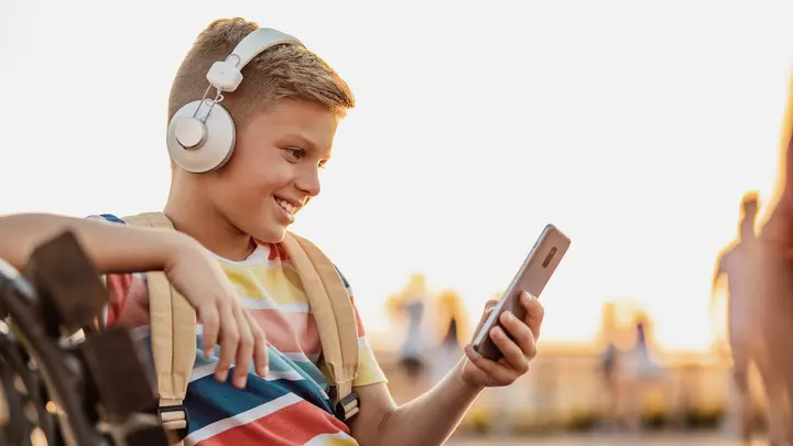 <strong>حظر استخدام الأطفال لمنصات التواصل</strong>