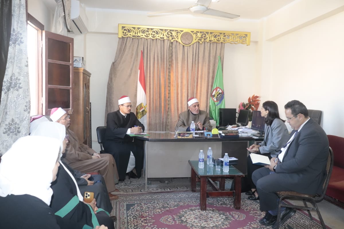 أوقاف الفيوم تستقبل مدير صندوق مكافحة الاتجار بالبشر لبحث سبل التعاون المشترك