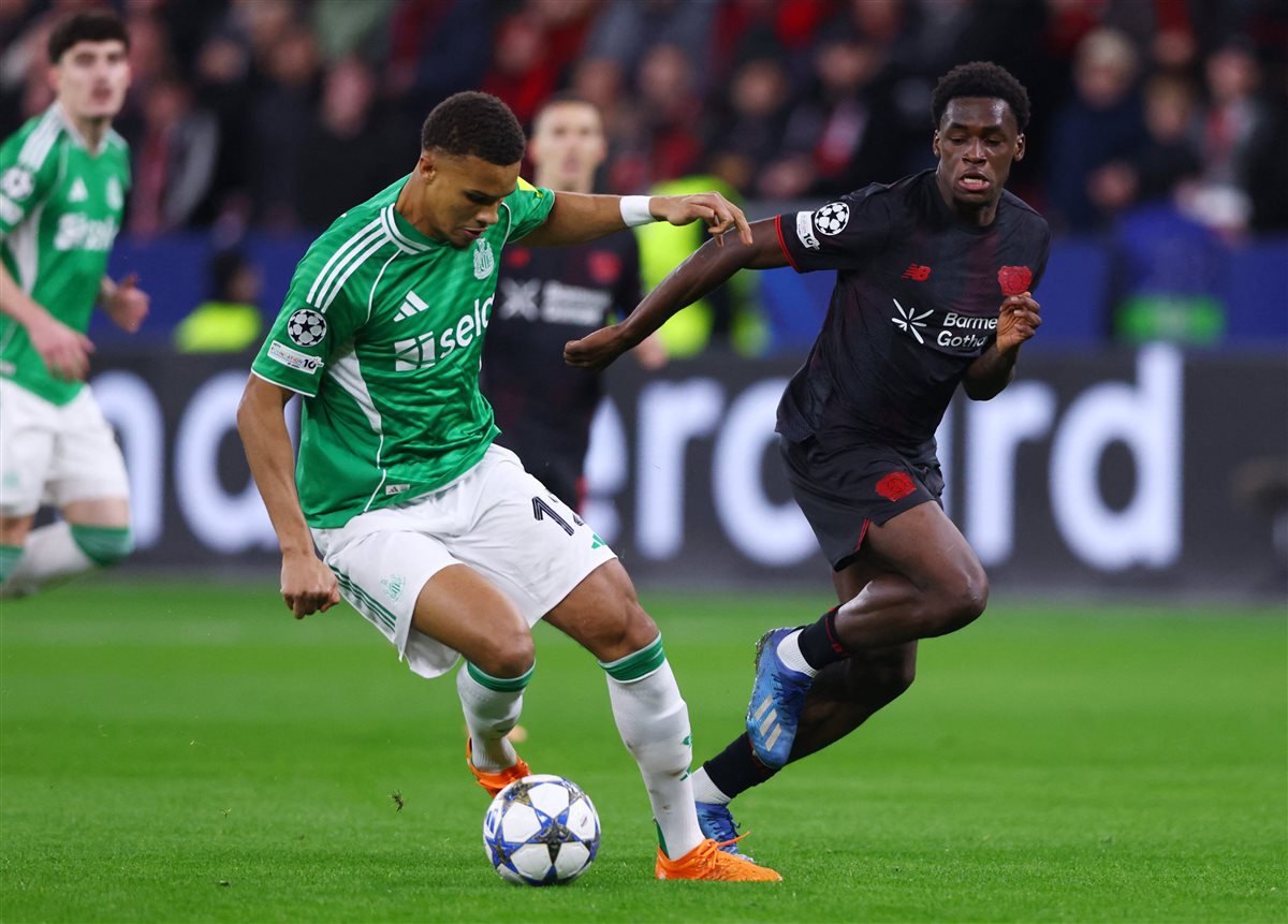 نتيجة وأهداف ليفركوزن ضد نيوكاسل (2-2)