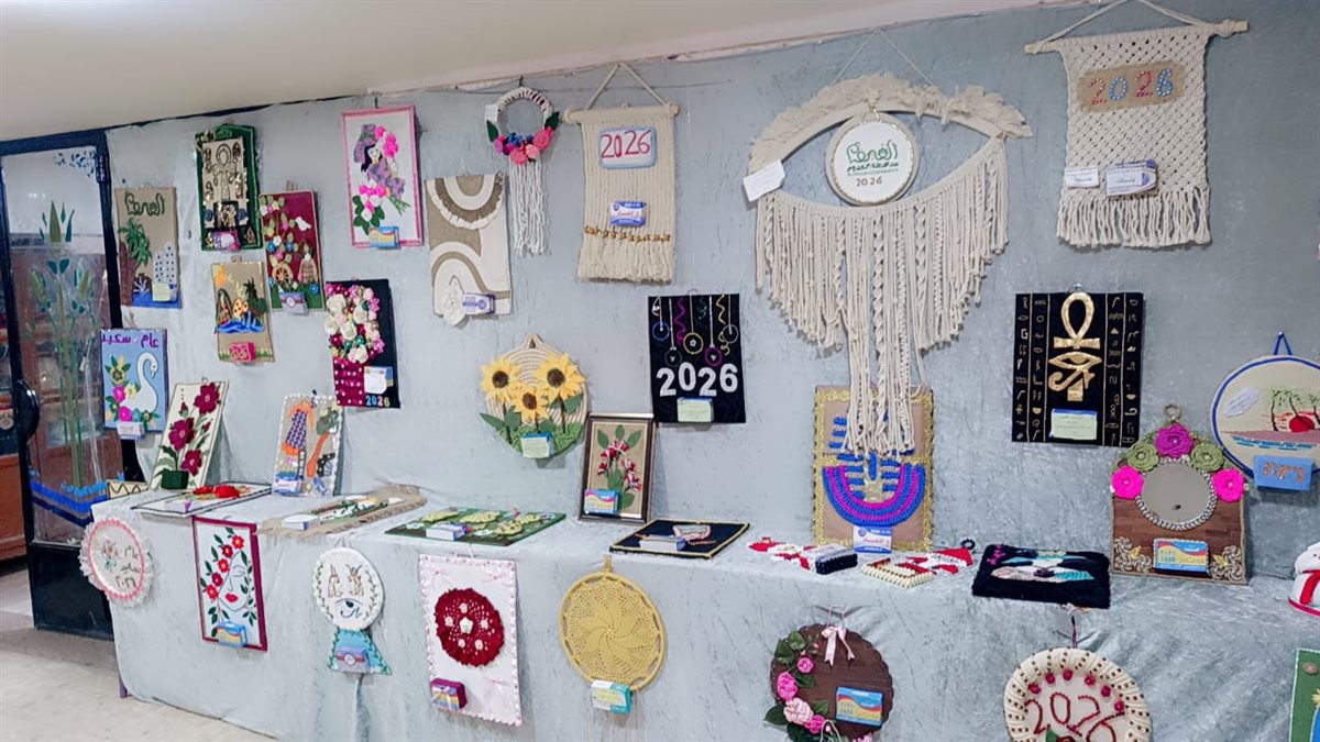 قبيصي يفتتح معرض نتائج العام الجديد ويشيد بتألق وإبداع الأنشطة بتعليم الفيوم فى تصميم وعرض 400 نتيجة جديدة بالمعرض