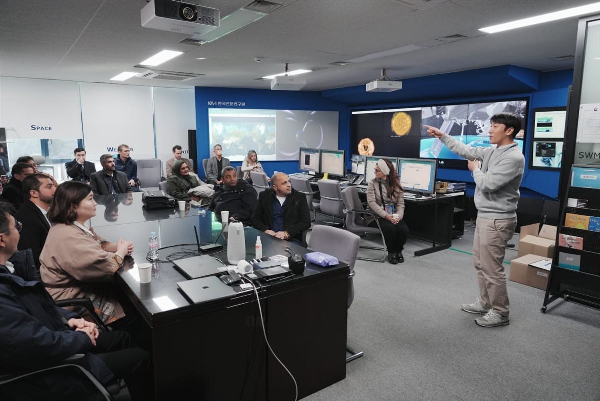 منتدى كوريا العالمي للفضاء