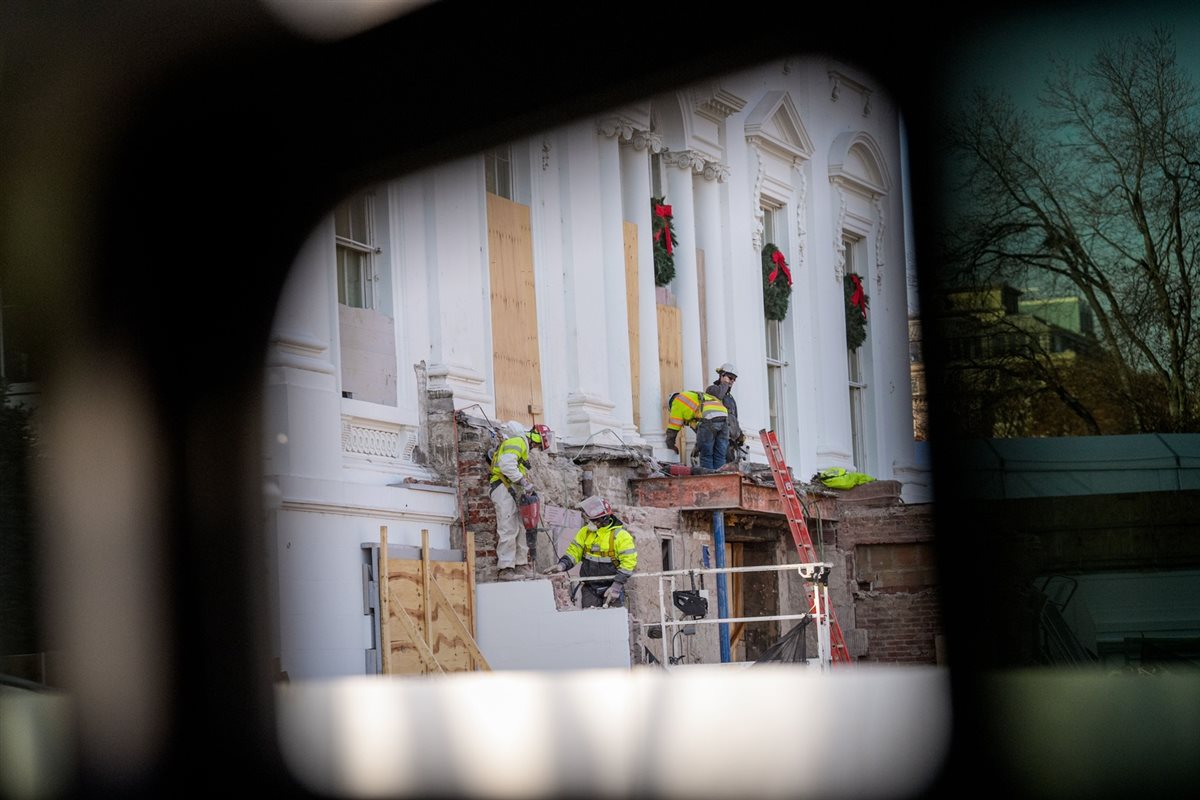 <strong>مشروع قاعة رقص داخل البيت الأبيض</strong>