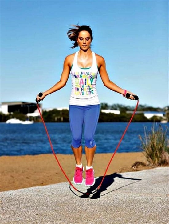 تمارين بسيطة بدون معدات للحفاظ على الصحة والرشاقة