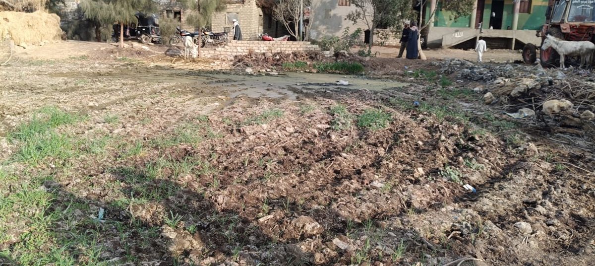 أهالي عزبة حفيظة هانم بالفيوم يستغيثون بوزير الأوقاف بعد زيادة إيجار الأرض من 13 ألفًا إلى 32 ألفًا