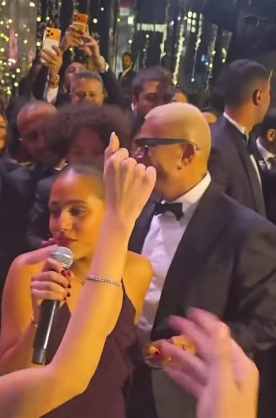 حفل زفاف مدير أعمال عمرو دياب