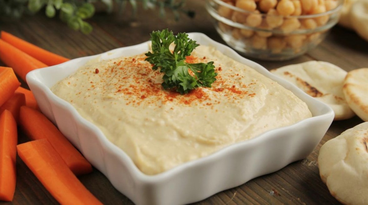 سلطة الطحينة للسمك المشوي