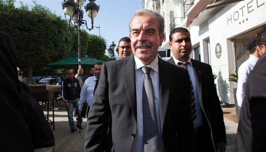 <strong>منذر الزنايدي</strong>