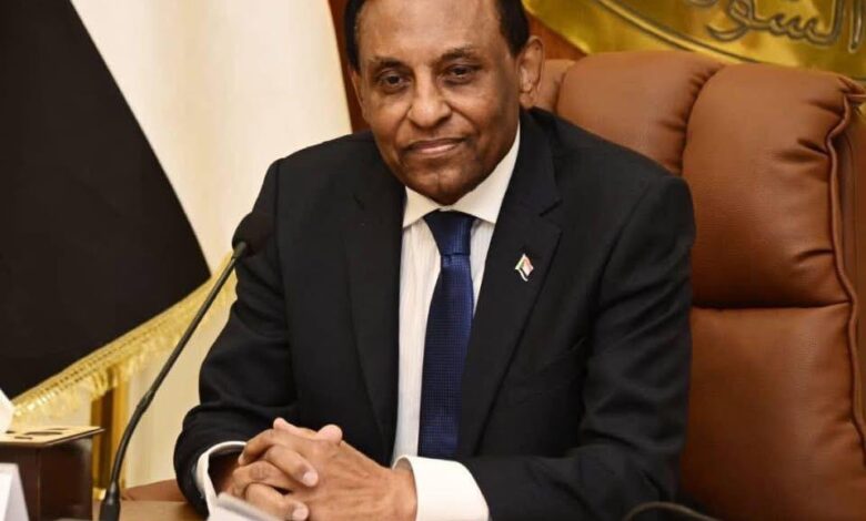 <strong>رئيس الوزراء السوداني كامل إدريس</strong>