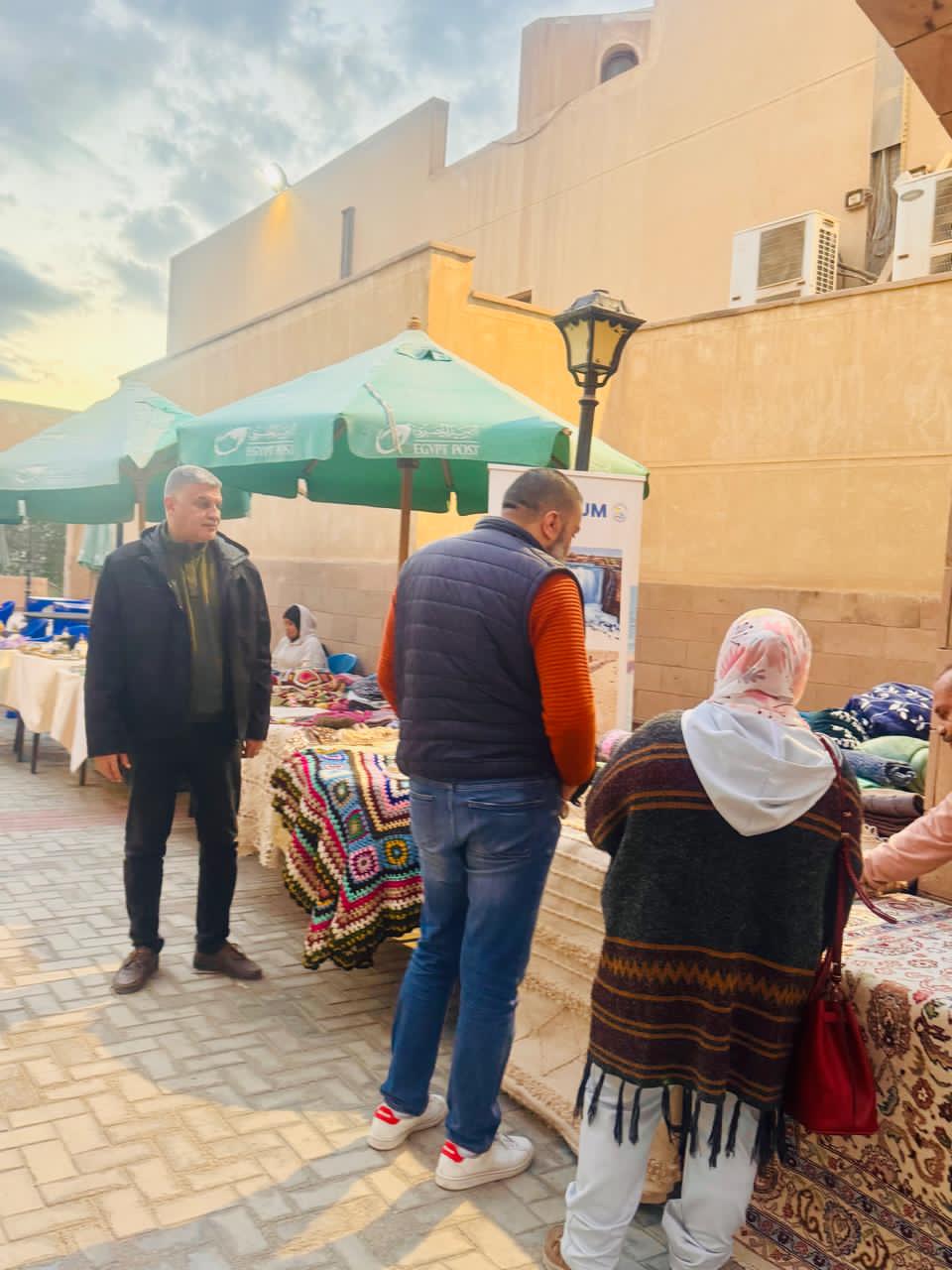 معرض للحرف اليدوية والصناعات التراثية الفيومية بنادي الزهور بالقاهرة.. تحت رعاية محافظ الفيوم