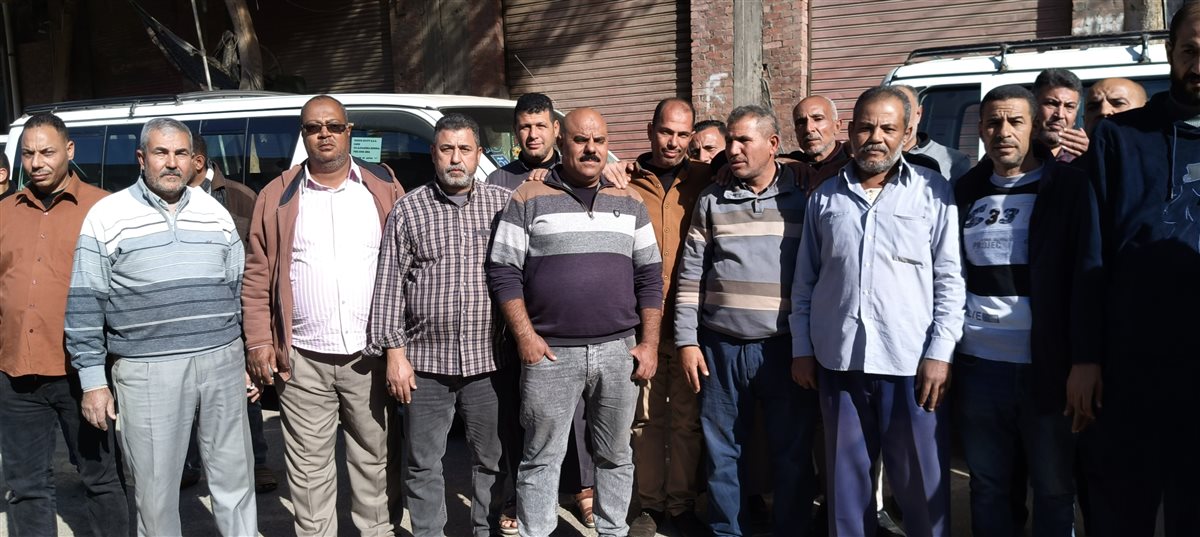 حقهم ضايع بين الجيزة والفيوم.. سائقين المنيب الفيوم يستغيثون بوزير النقل.. عيالنا هتتشرد