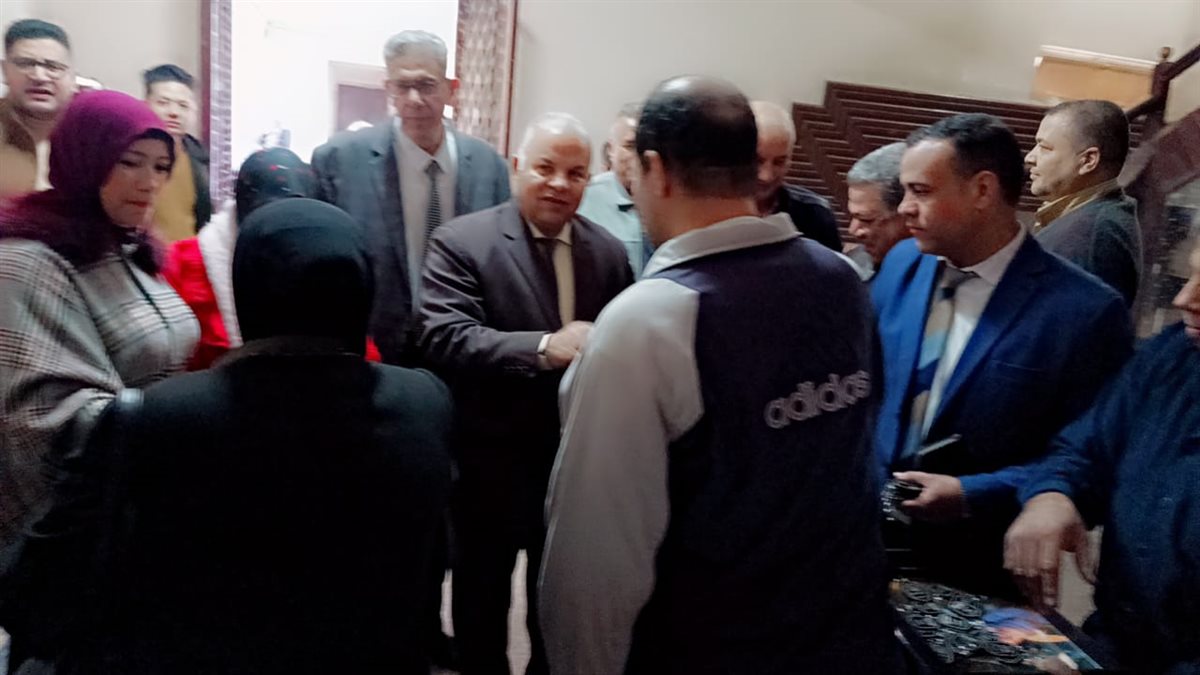 مدير تعليم الفيوم وحدة التواصل ودعم المعلمين تصنع بهجة العام الجديد 2026