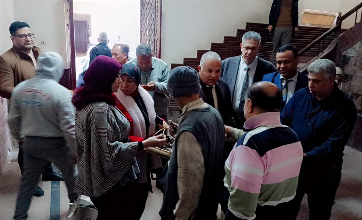 مدير تعليم الفيوم وحدة التواصل ودعم المعلمين تصنع بهجة العام الجديد 2026