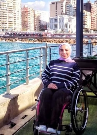 <strong>يمنى طارق - بطلة مصر والعالم السابقة لذوي الهمم</strong>