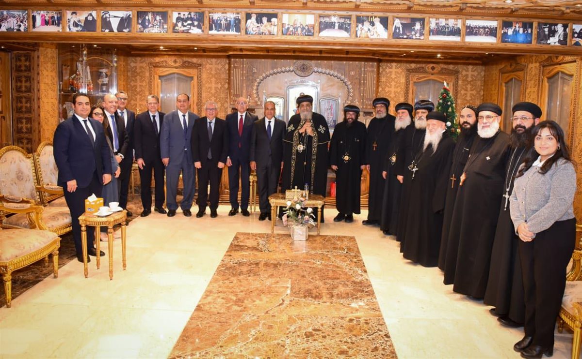 <strong>وزير الخارجية يهنئ قداسة البابا تواضروس الثاني</strong>