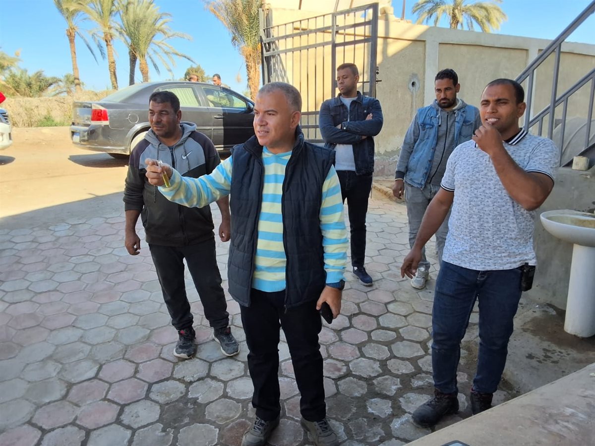 جولة ميدانية لرئيس مياه الفيوم لمحطة رفع صرف صحي أبو جندير ومحطة تنقية مياه الشرب بالبرنس
