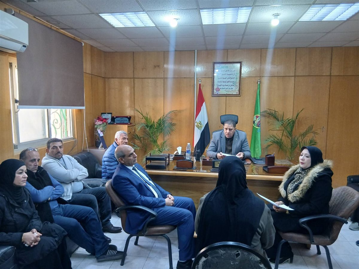 السكرتير العام لمحافظة الفيوم يعقد لقاء خدمة المواطنين بمركز طامية