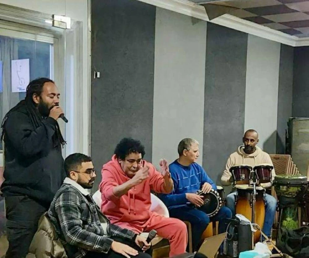 تحضيرات محمد منير لحفله المرتقب مع ويجز في دبي