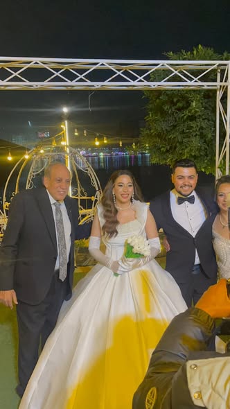 حفل زفاف ابنة الفنان منير مكرم&nbsp;
