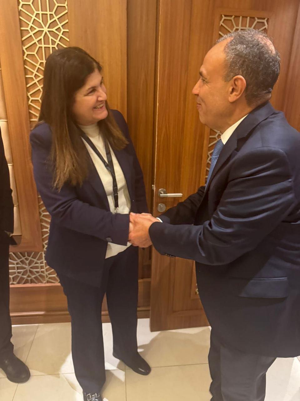 <strong>وزير الخارجية يلتقي بنظيرته الفلسطينية</strong>