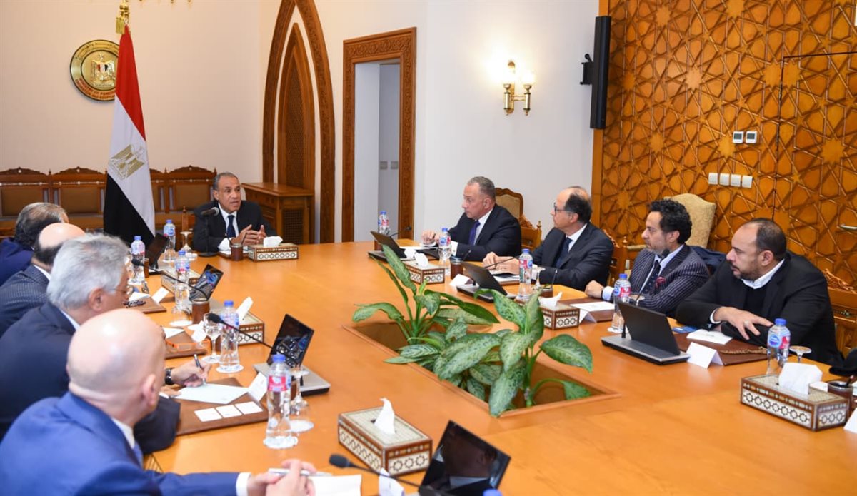 <strong>وزير الخارجية يؤكد على الدور المحورى للقطاع الخاص مع أفريقيا</strong>