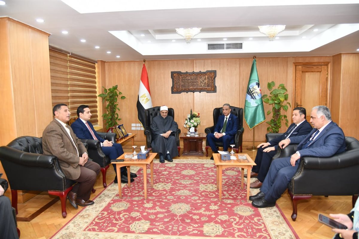 محافظ الفيوم يستقبل رئيس جامعة الأزهر لبحث مجالات التعاون المشترك