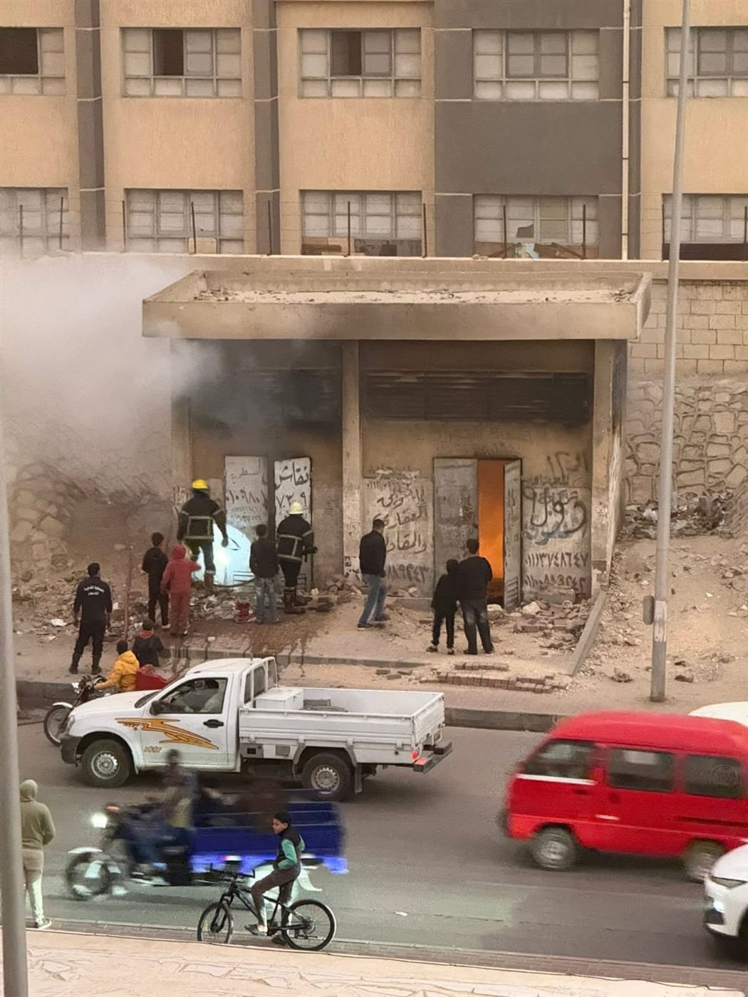 حريق داخل محول كهرباء&nbsp;