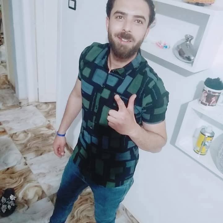 سقوط شاب&nbsp;