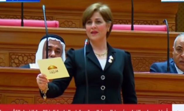 النائبة إيمان العجوز
