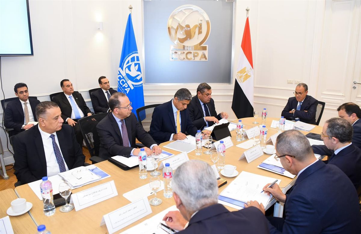 <strong>وزير الخارجية يترأس اجتماع مركز القاهرة</strong>