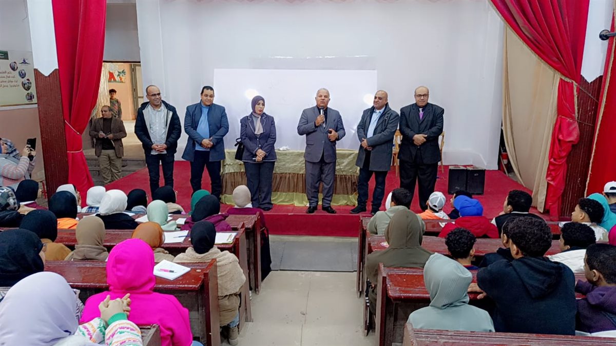 قبيصي: يشيد بتنظيم القوافل التعليمية والمراجعات المجانية لطلاب الشهادة الإعدادية والثانوية بغرب الفيوم