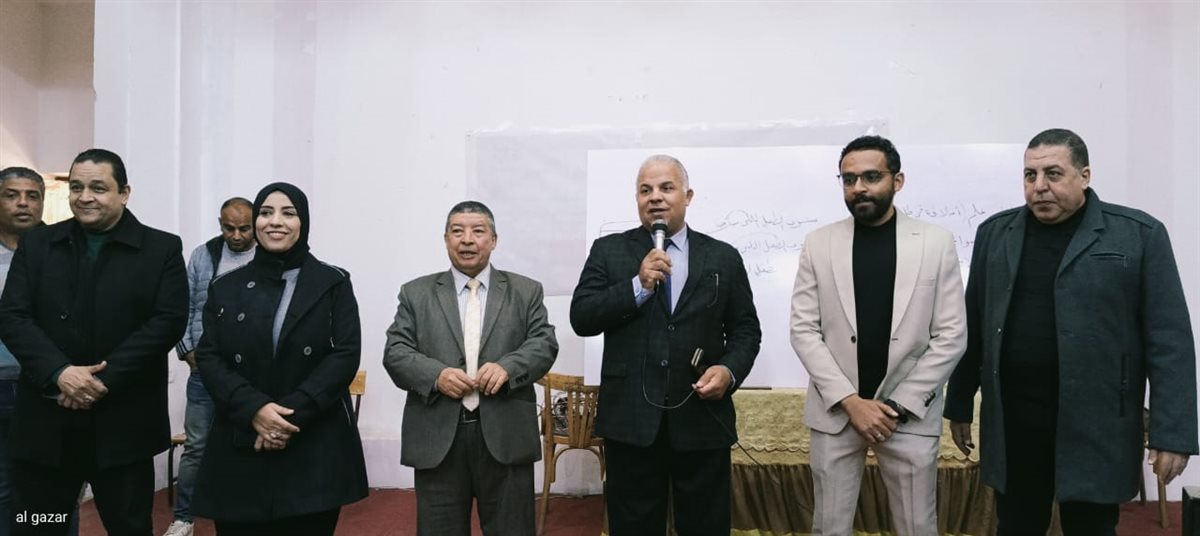 لليوم الثاني على التوالي قوافل تعليمية ومراجعات مجانية لطلاب الشهادة الإعدادية والثانوية بغرب الفيوم