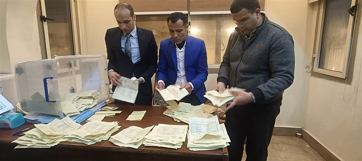 بدء فرز الأصوات فى أنتخابات نقابة المحاميين بالفيوم على مقعد النقيب والأعضاء الفرعيين&nbsp;