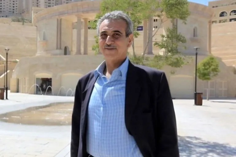 <strong>علي شعث</strong>