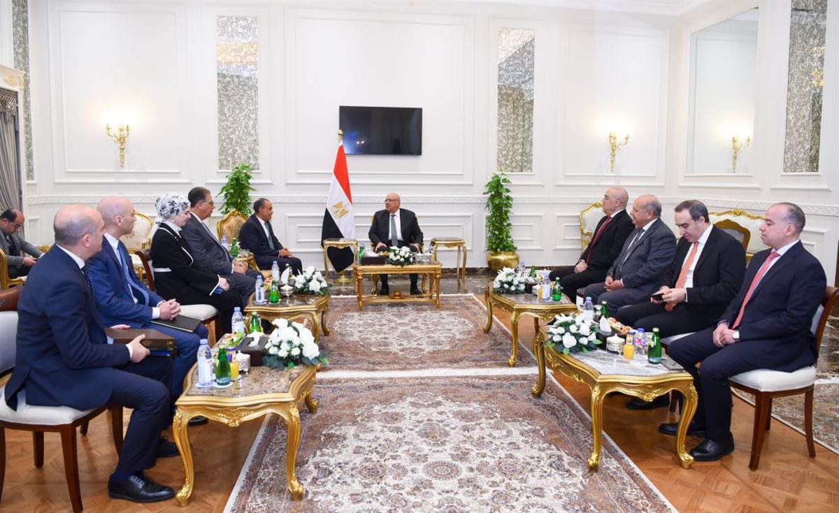 <strong>وزير الخارجية يلتقي رئيس مجلس النواب</strong>
