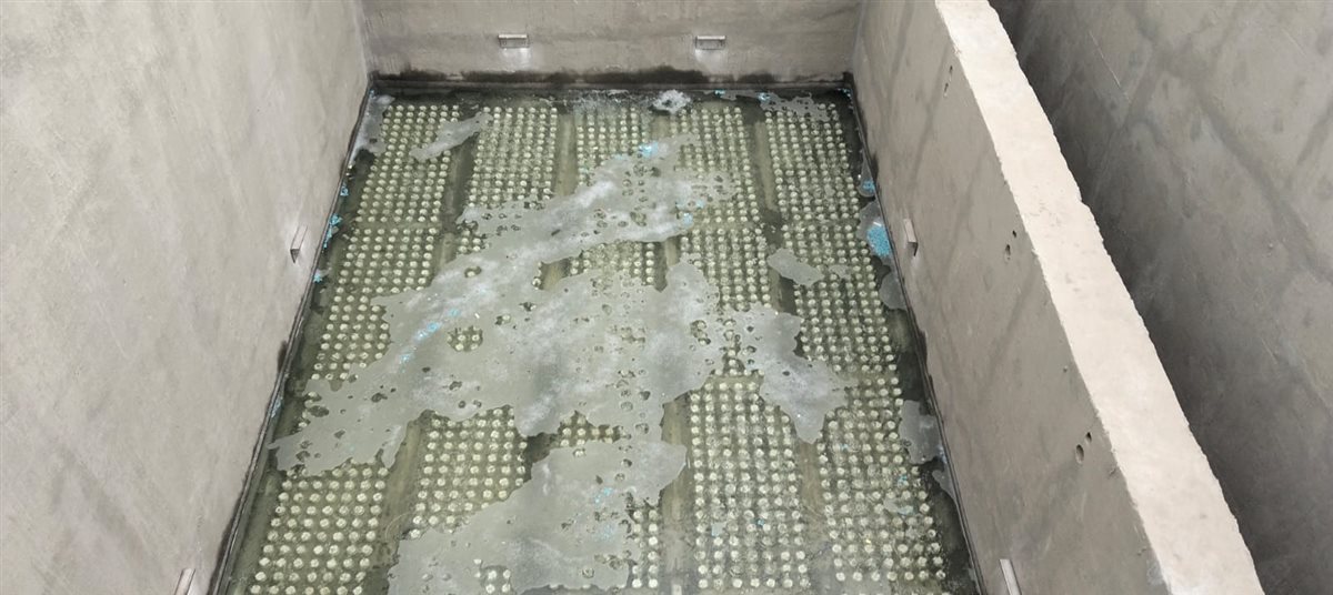 رئيس مياه الفيوم يتفقد أعمال إنشاء محطتي مياه الشرب بقحافة والعزب الجديدة ضمن مشروعات «حياة كريمة»