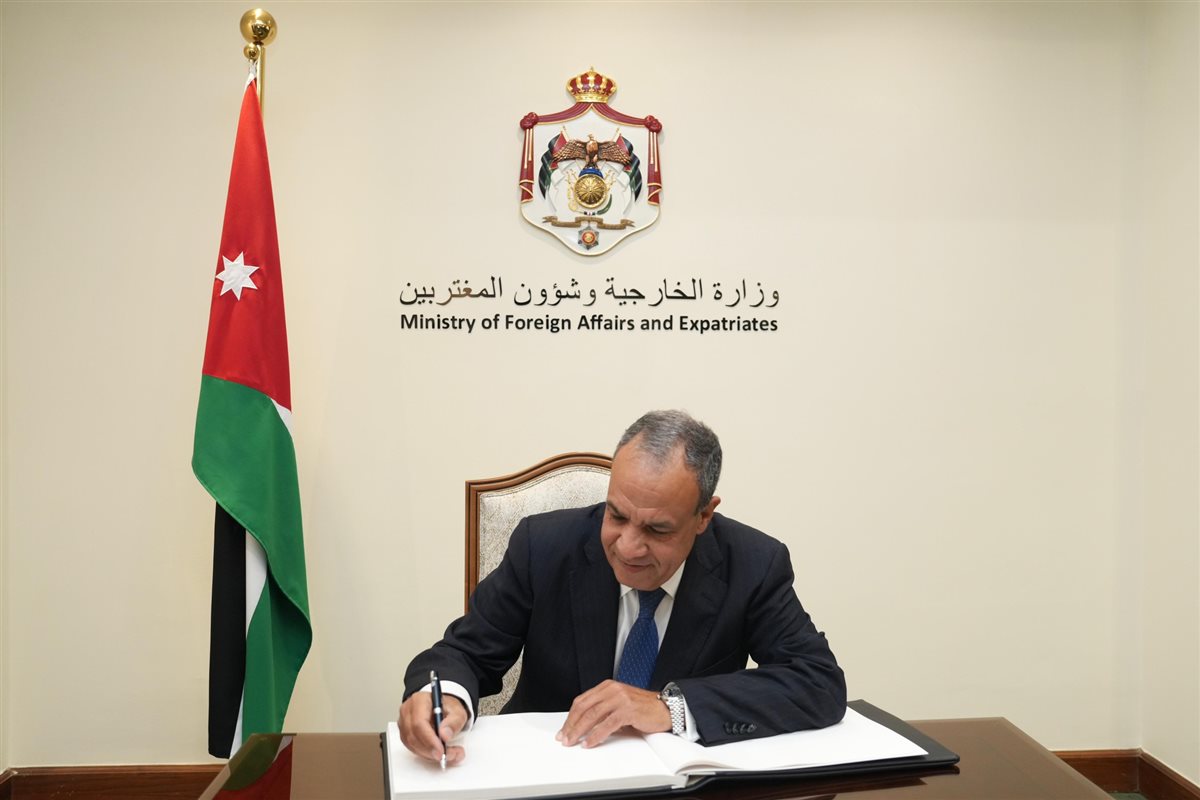 <strong>وزير الخارجية و نظيره الأردني</strong>