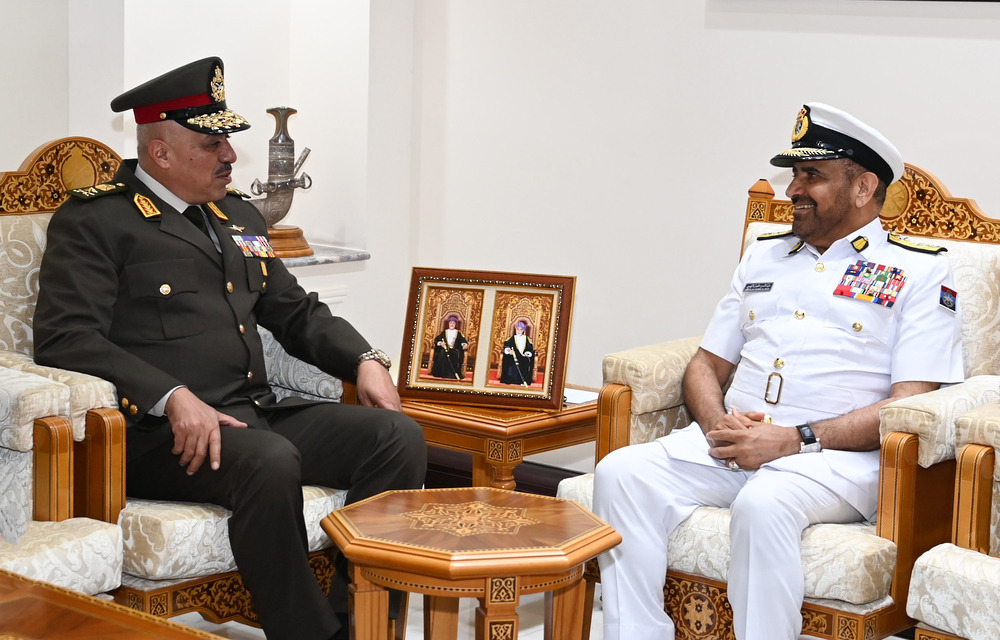 <strong>سلطنة عُمان ومصر توقعان مذكرة تفاهم عسكرية</strong>