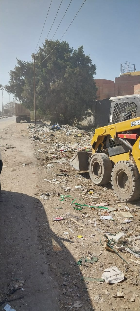 حملات مكبرة للنظافة ورفع الإشغالات بشوارع وأحياء مدينة الفيوم&nbsp;