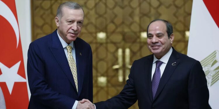 <strong>أردوغان والسيسي</strong>