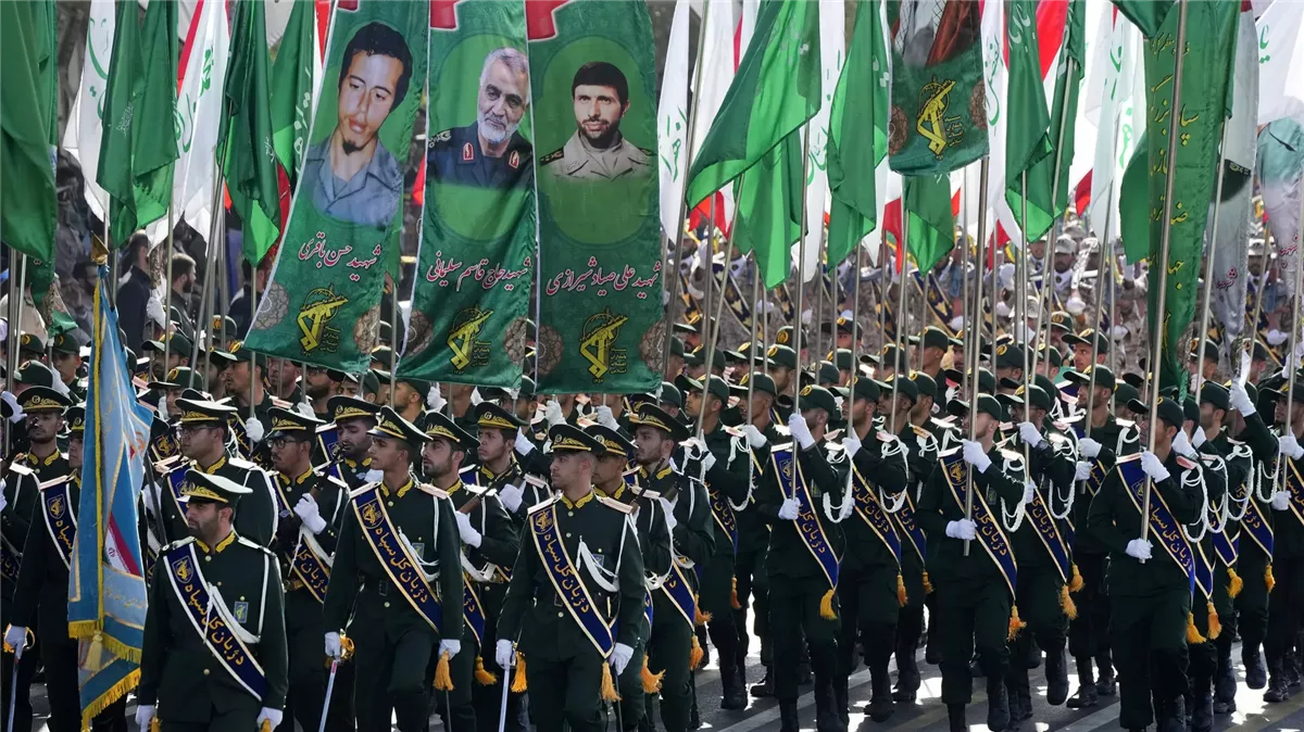 <strong>الحرس الثوري</strong>