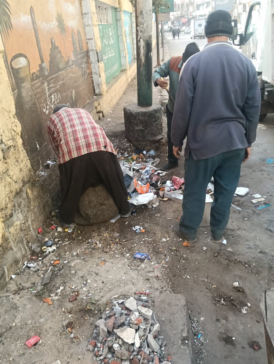 استمرار الحملات المكثفة للنظافة ورفع الإشغالات بمختلف أحياء مدينة الفيوم