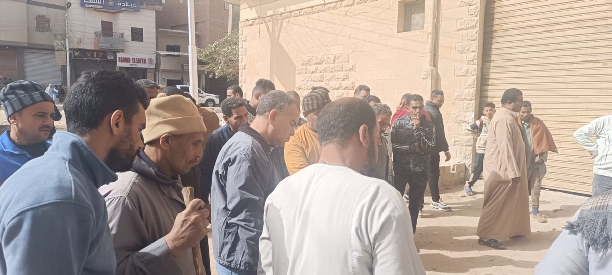 رئيس مياه الفيوم يترأس فرق عمل الشركة للمشاركة في حل مشكلة انسداد مصرف غيط العلوي بسنورس