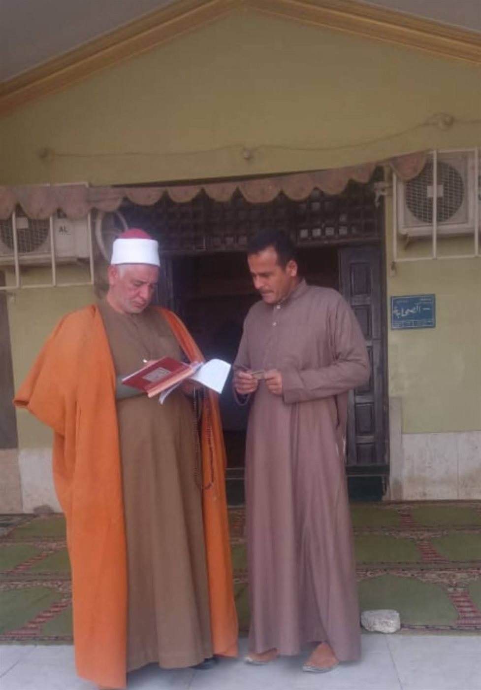 مدير أوقاف الفيوم يواصل جولاته المرورية على المساجد لتعزيز الانضباط الإداري والدعوي