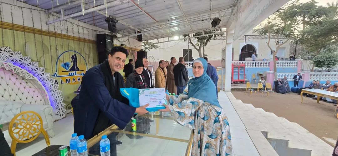 تكريم حفظه القرأن الكريم بأفتتاح جمعية عين السيليين للتنمية المستدامة بالفيوم&nbsp;