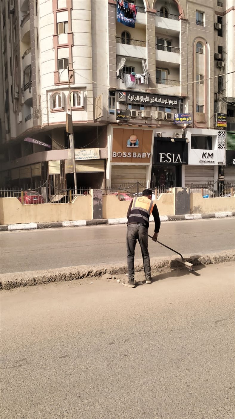 استمرار الحملات المكبرة للنظافة ورفع الإشغالات بميادين وشوارع مدينة الفيوم&nbsp;