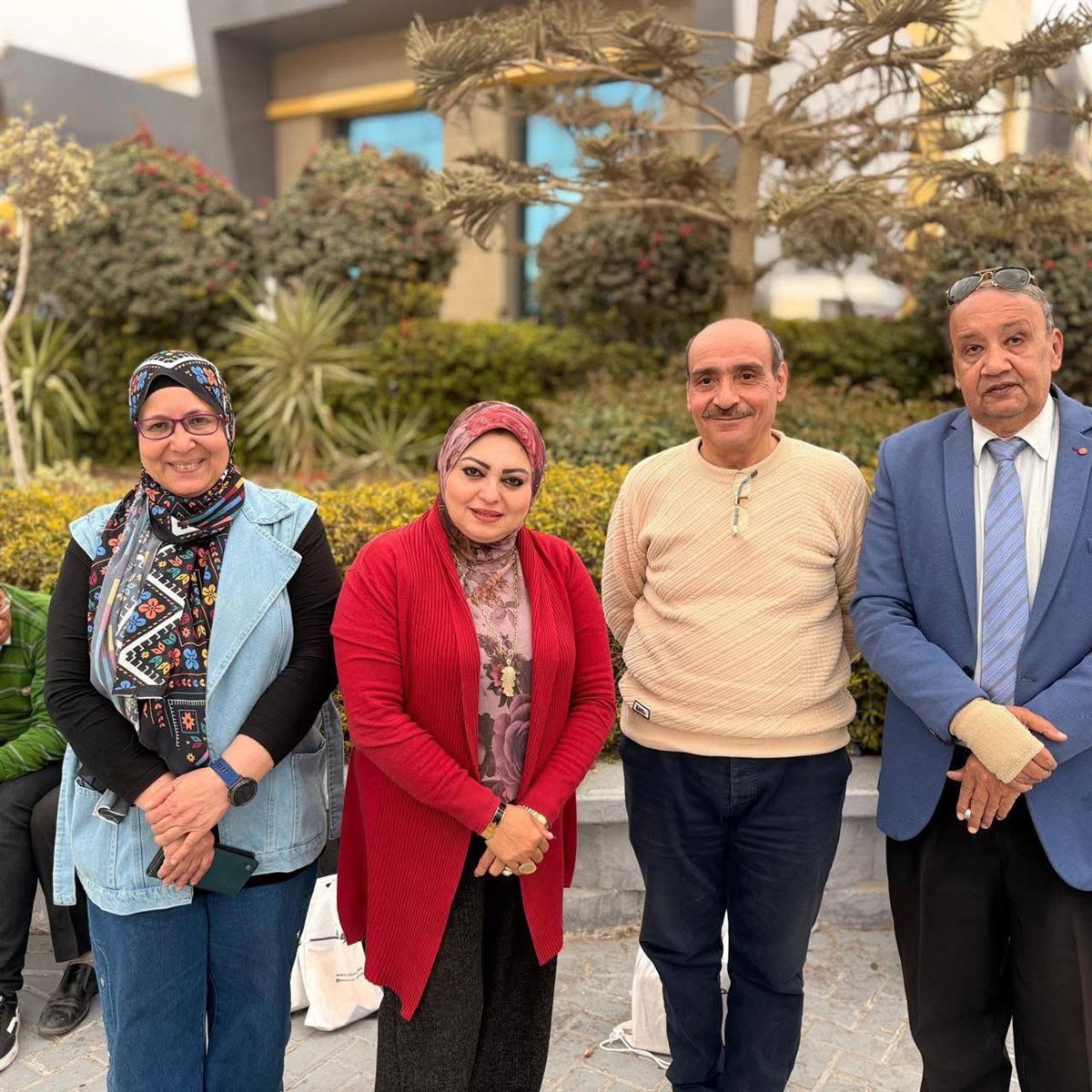 أدباء الفيوم في قلب الحدث الثقافي.. زيارة ميدانية لنادي الأدب المركزي لمعرض القاهرة الدولي للكتاب
