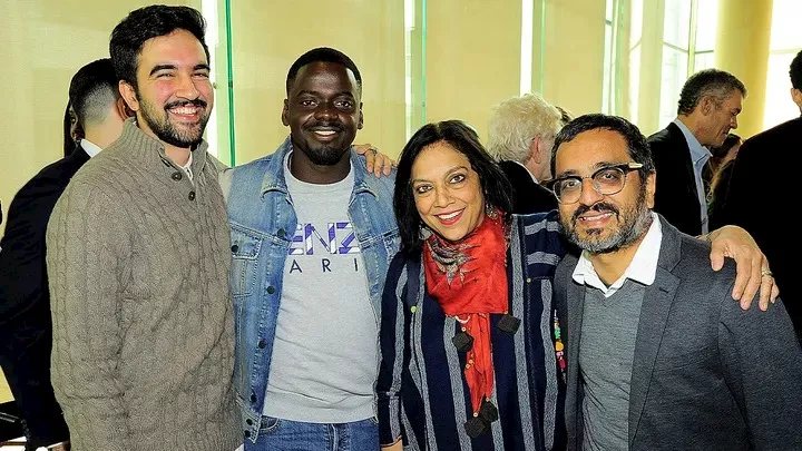 <strong>ممداني ووالدته</strong>